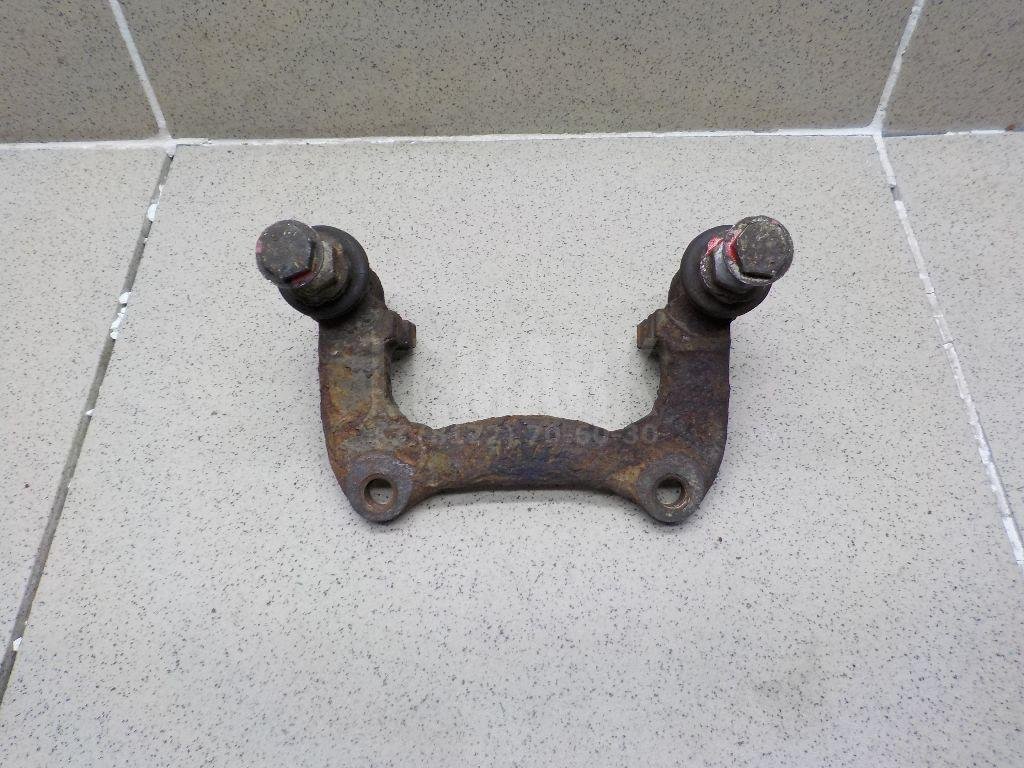 Скоба суппорта заднего