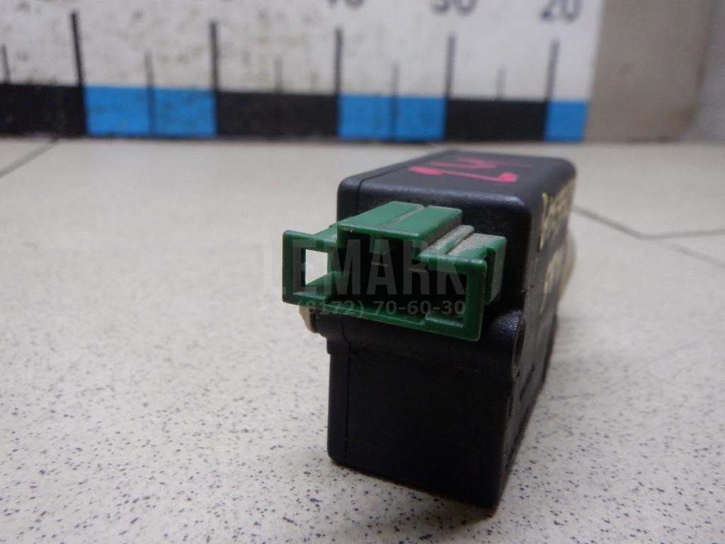 Активатор замка багажника