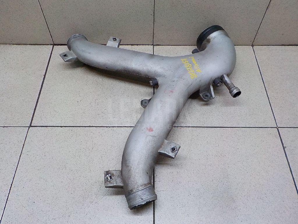 Патрубок воздушного фильтра