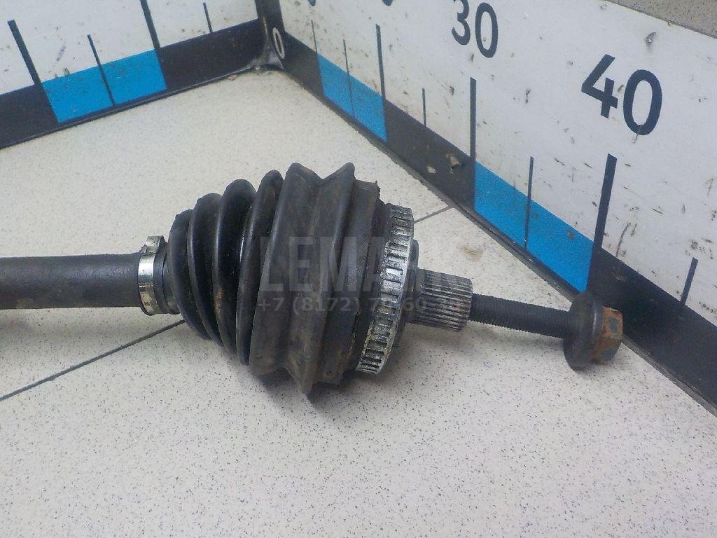 Полуось передняя правая