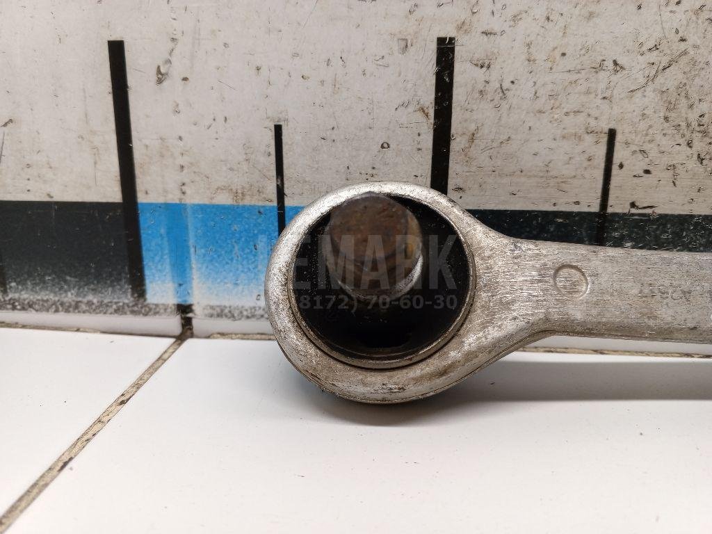 Рычаг передний верхний правый передний