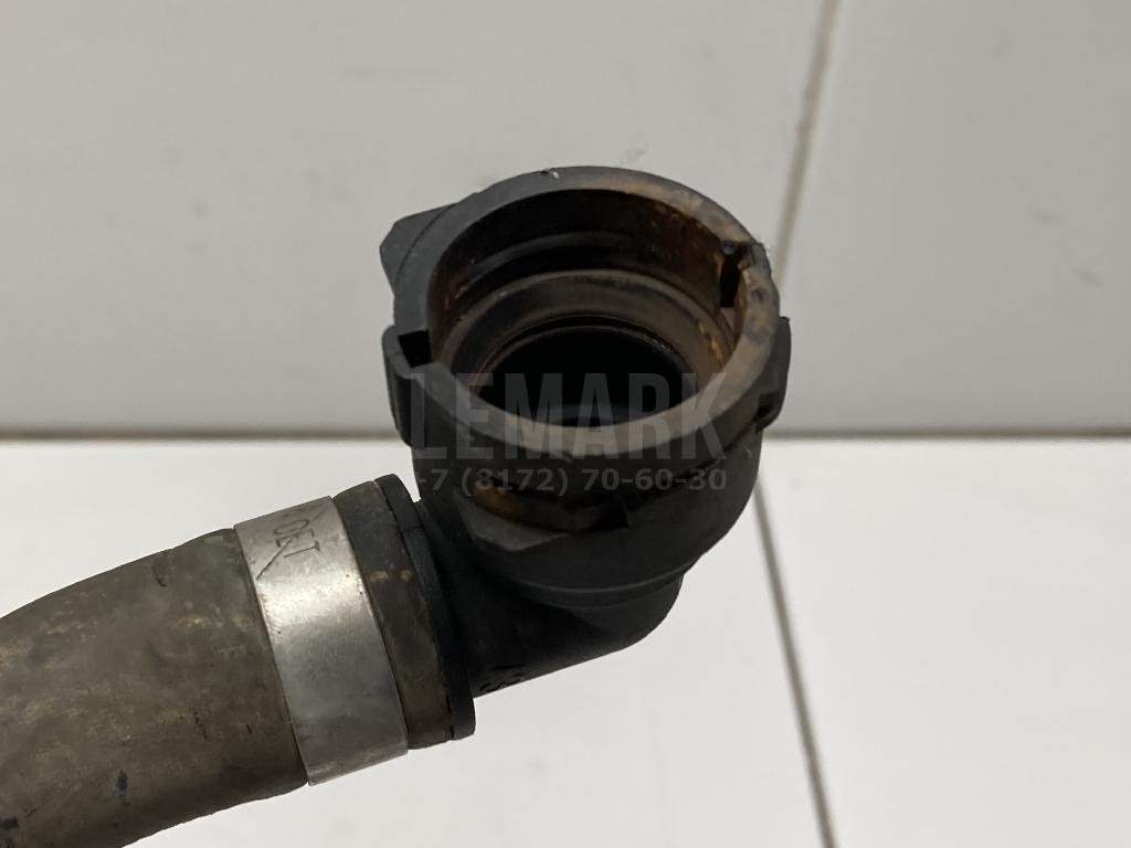 Патрубок отопителя