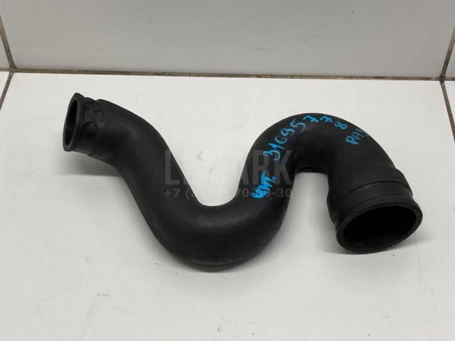 Патрубок интеркулера