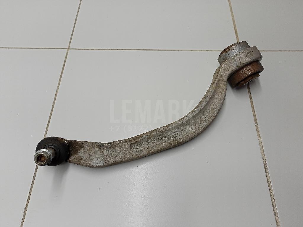 Рычаг передний нижний правый задний