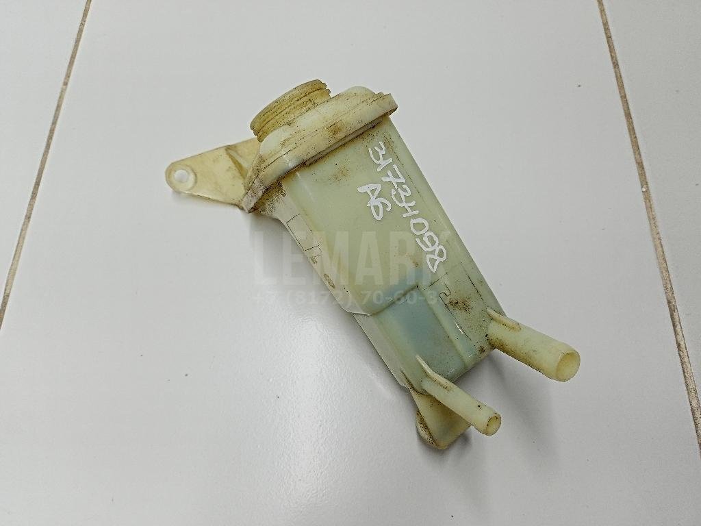 Бачок гидроусилителя