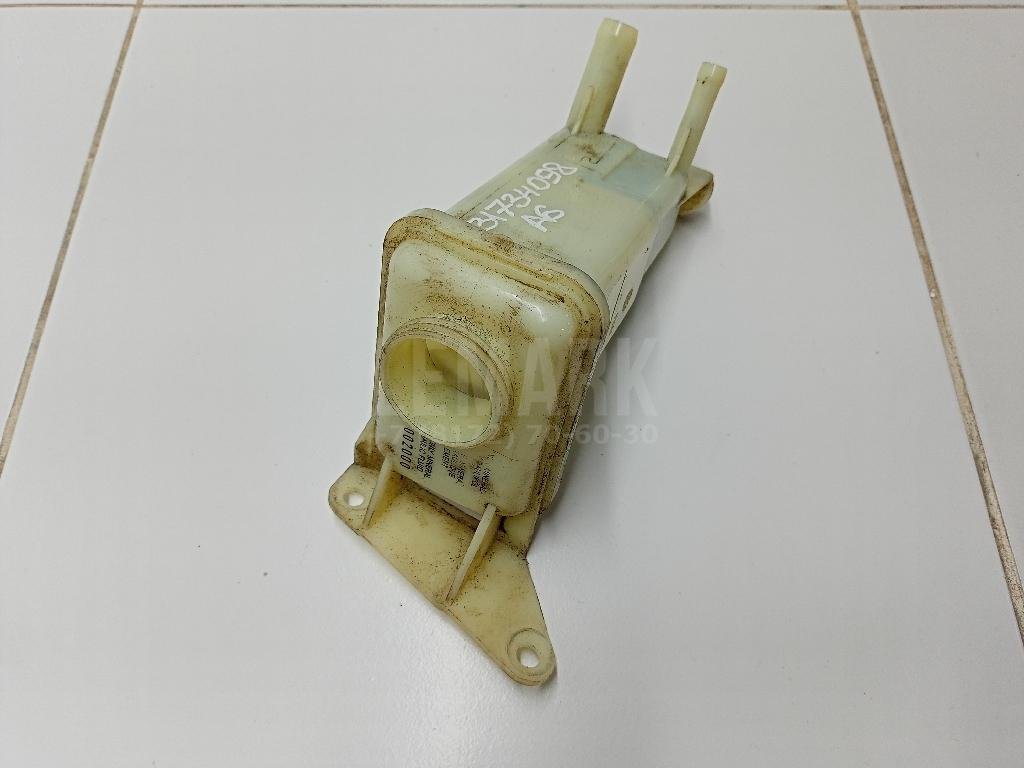 Бачок гидроусилителя