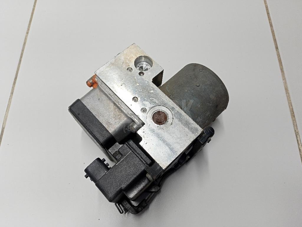 Блок ABS (насос)