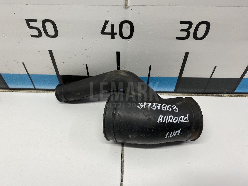 Патрубок интеркулера