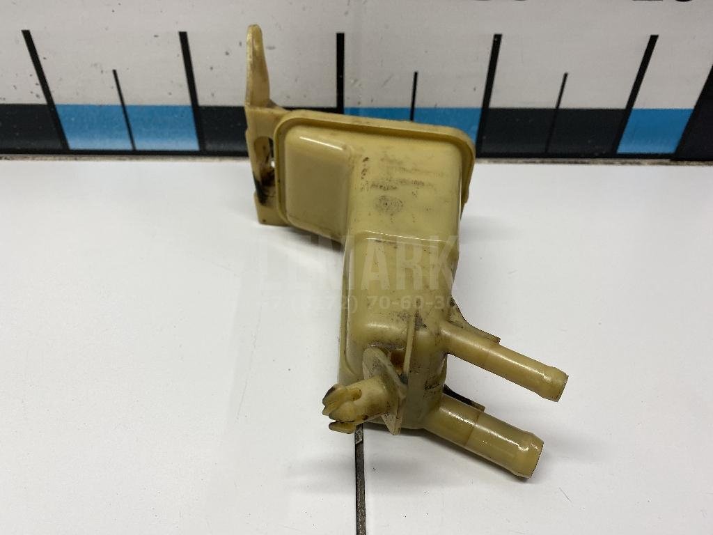 Бачок гидроусилителя