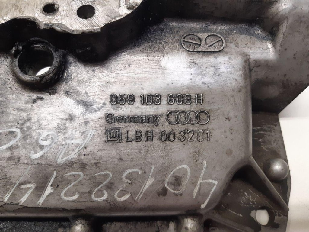 Поддон масляный двигателя для  Audi A3 (8L1) 1996-2003