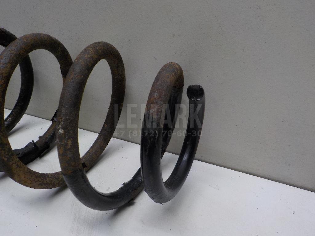 Пружина передняя