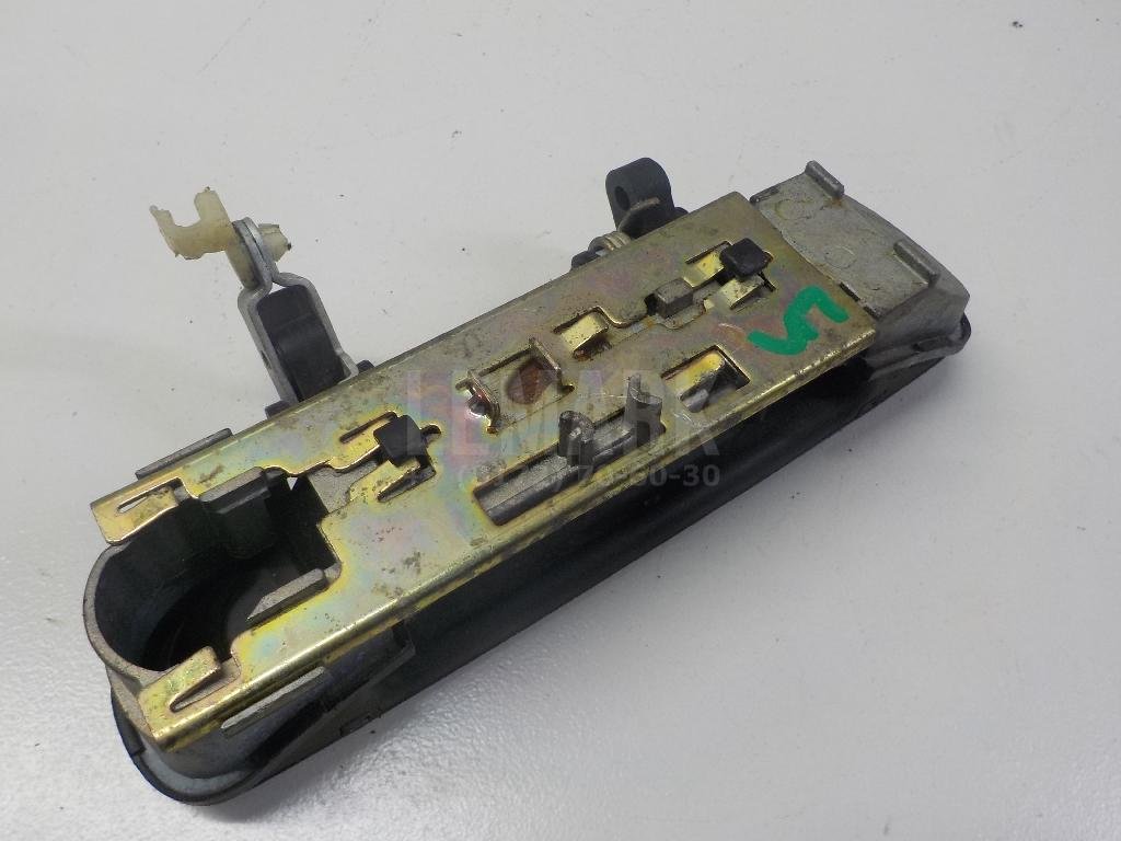 Ручка двери передней наружная левая