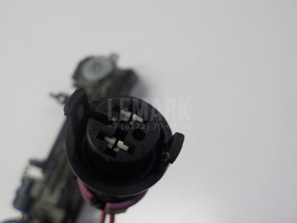 Ручка двери передней наружная правая