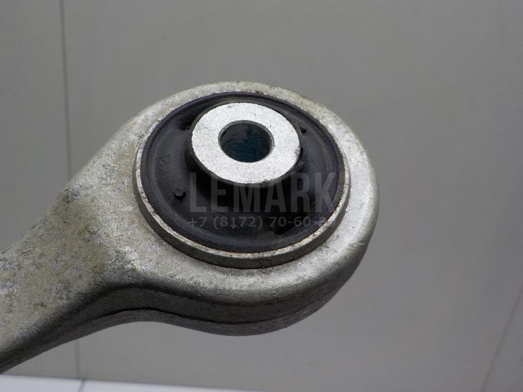 Рычаг передний верхний правый передний