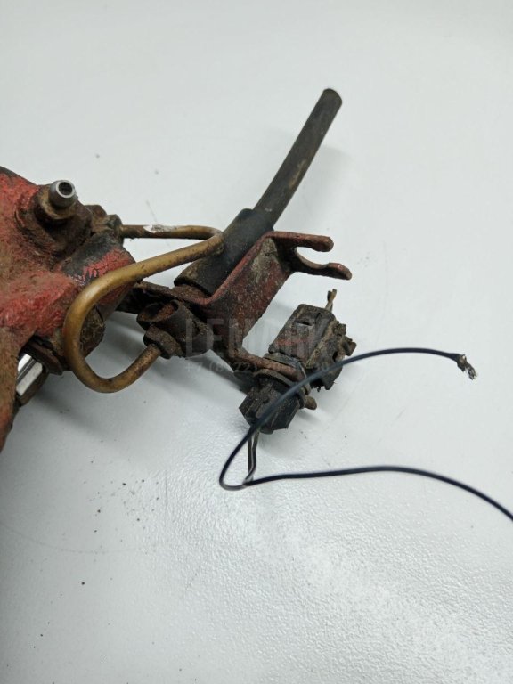 Суппорт тормозной передний правый