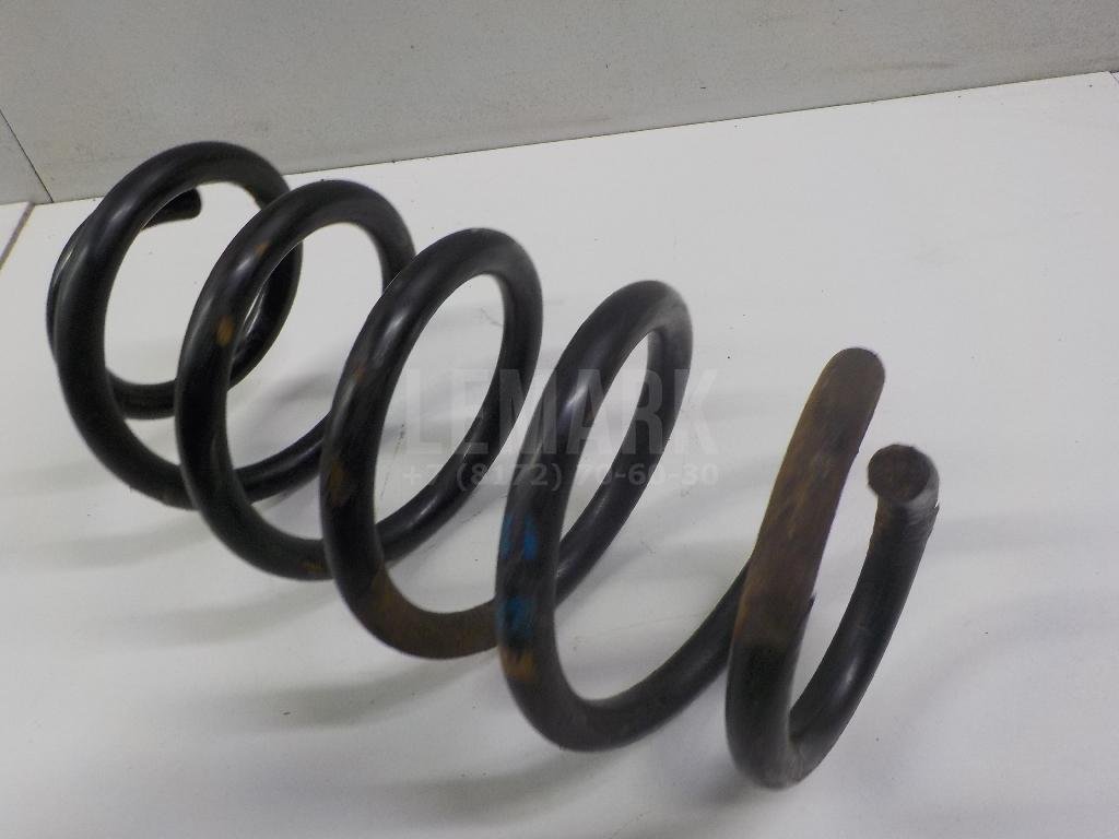 Пружина передняя