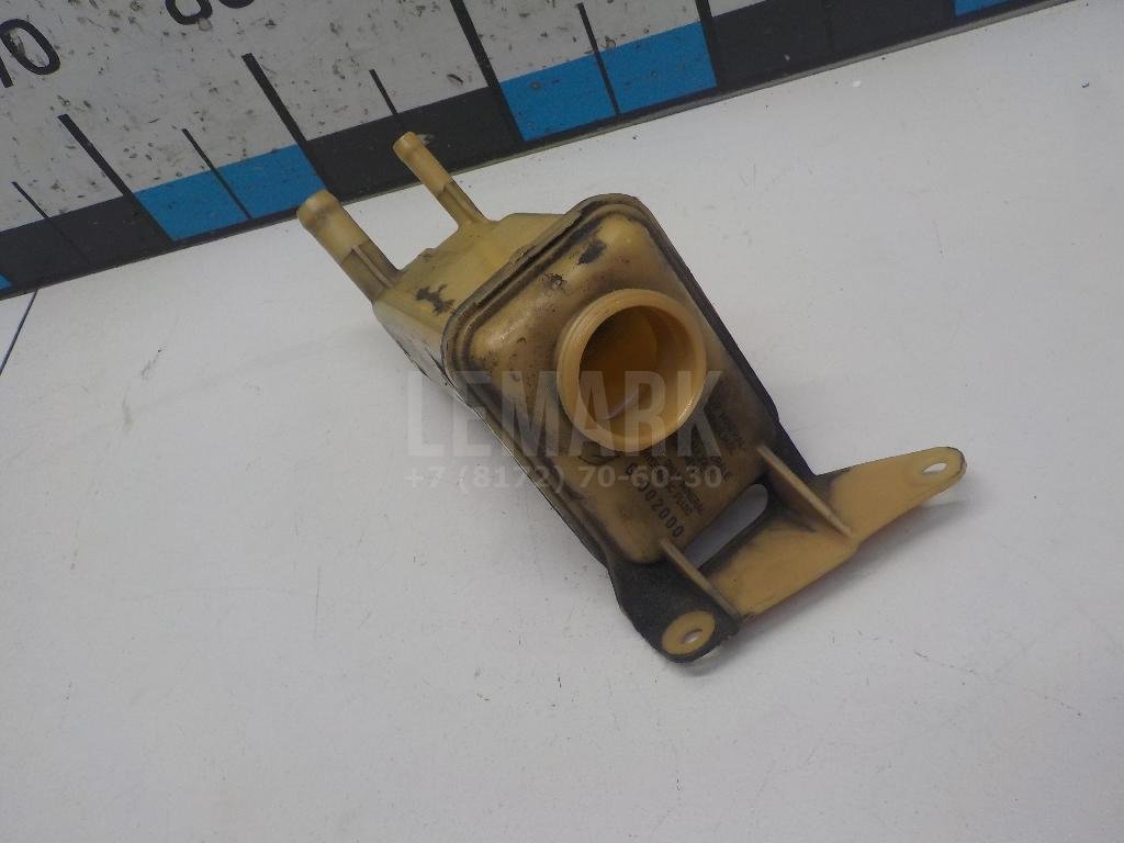 Бачок гидроусилителя