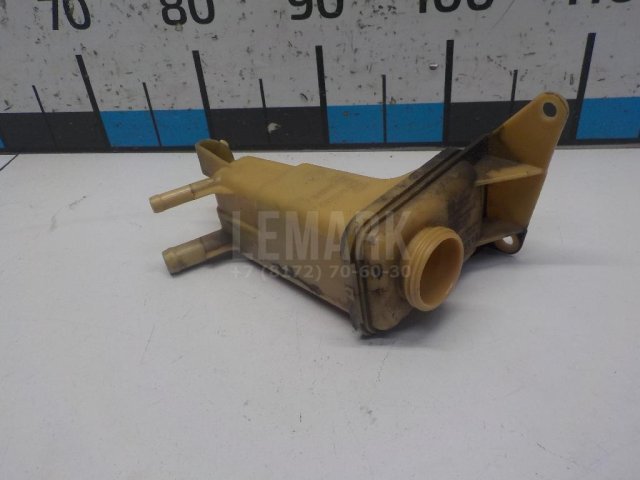 Бачок гидроусилителя