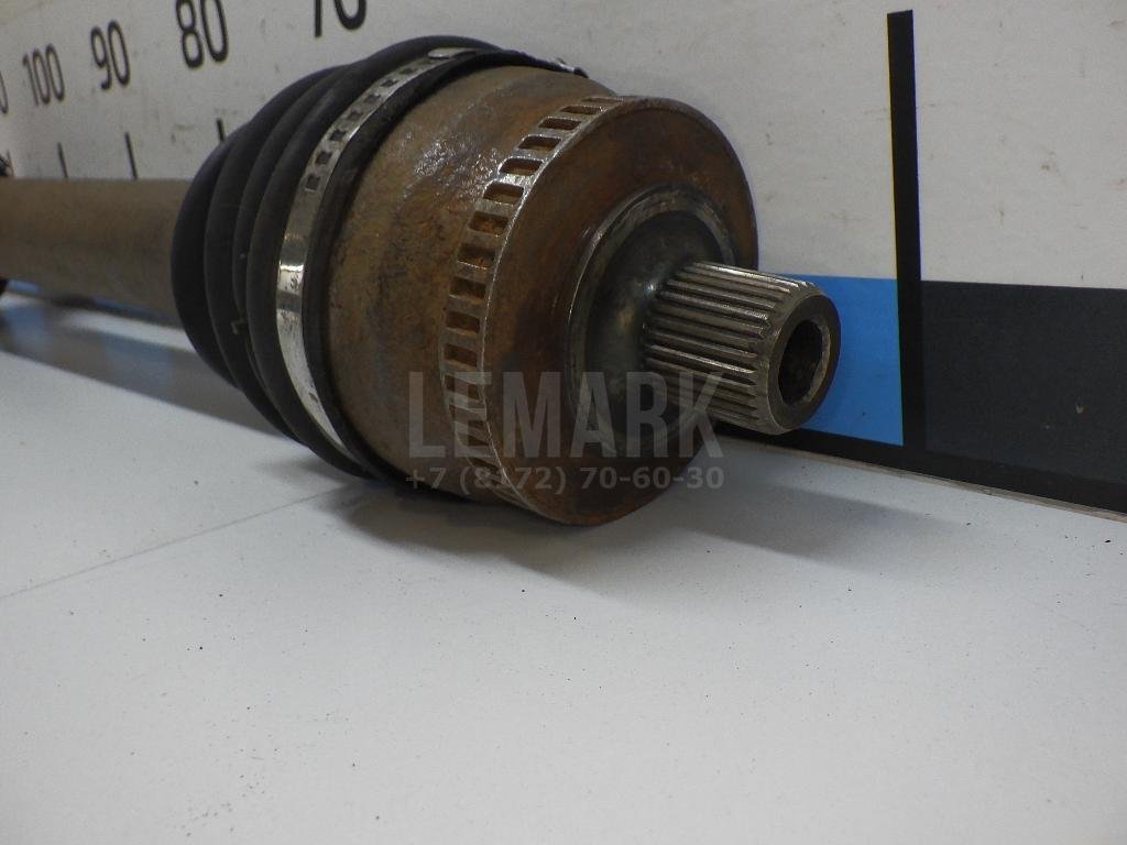 Полуось передняя левая