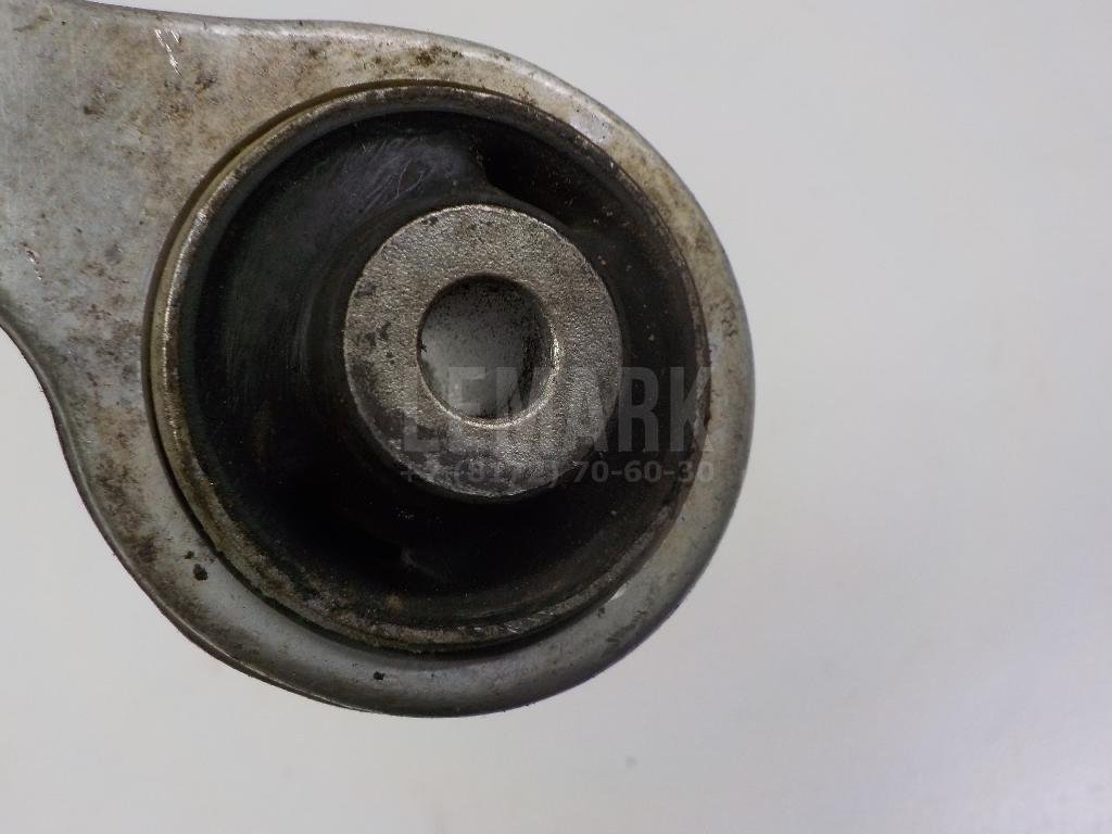 Рычаг передний верхний правый передний