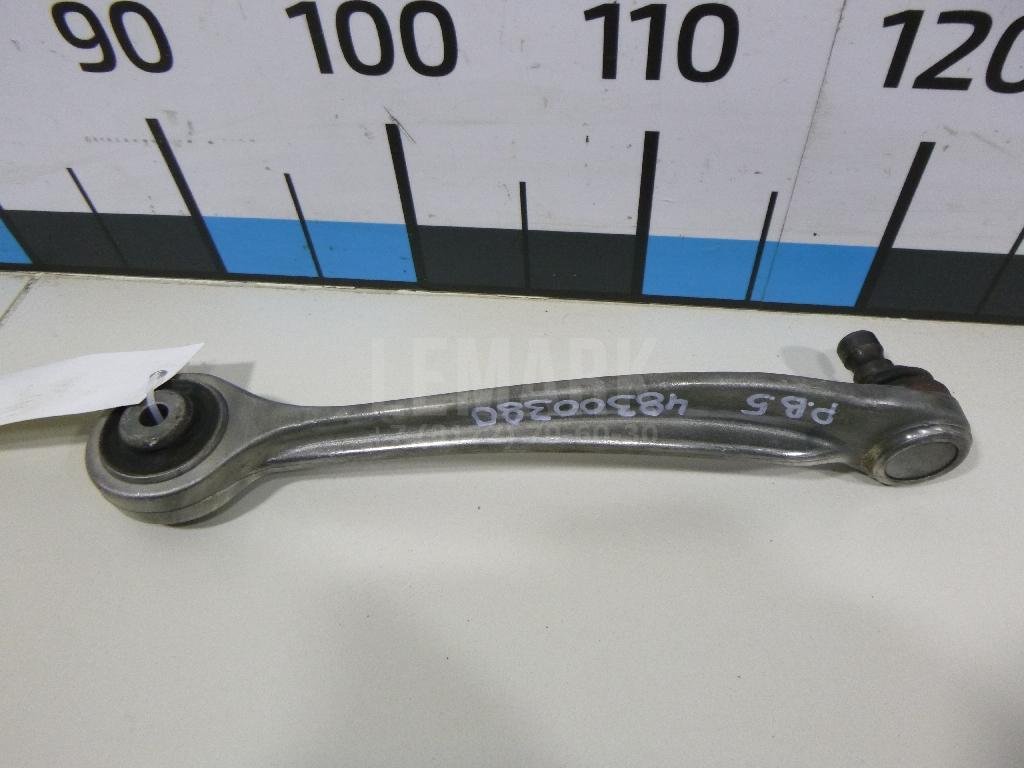 Рычаг передний верхний правый задний