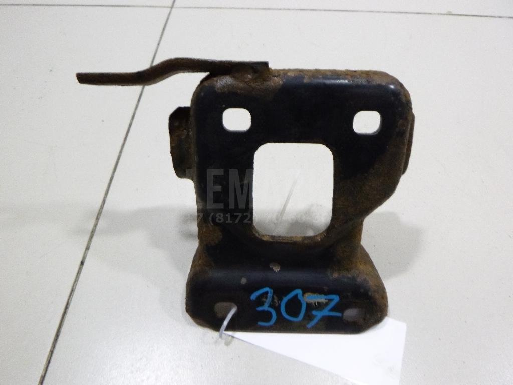 Кронштейн задней балки