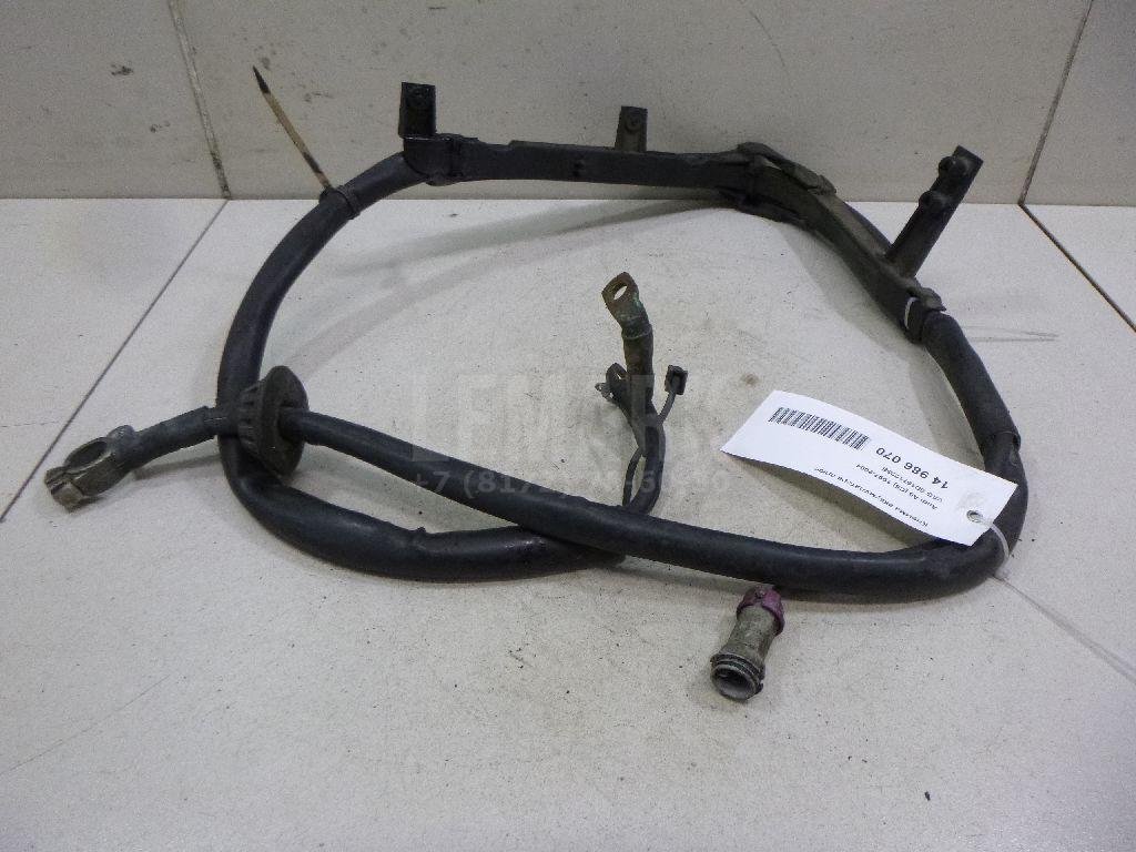 Клемма аккумулятора плюс