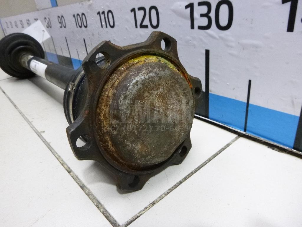 Полуось передняя правая