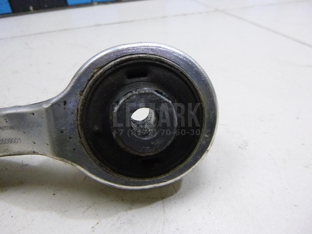 Рычаг передний верхний левый задний