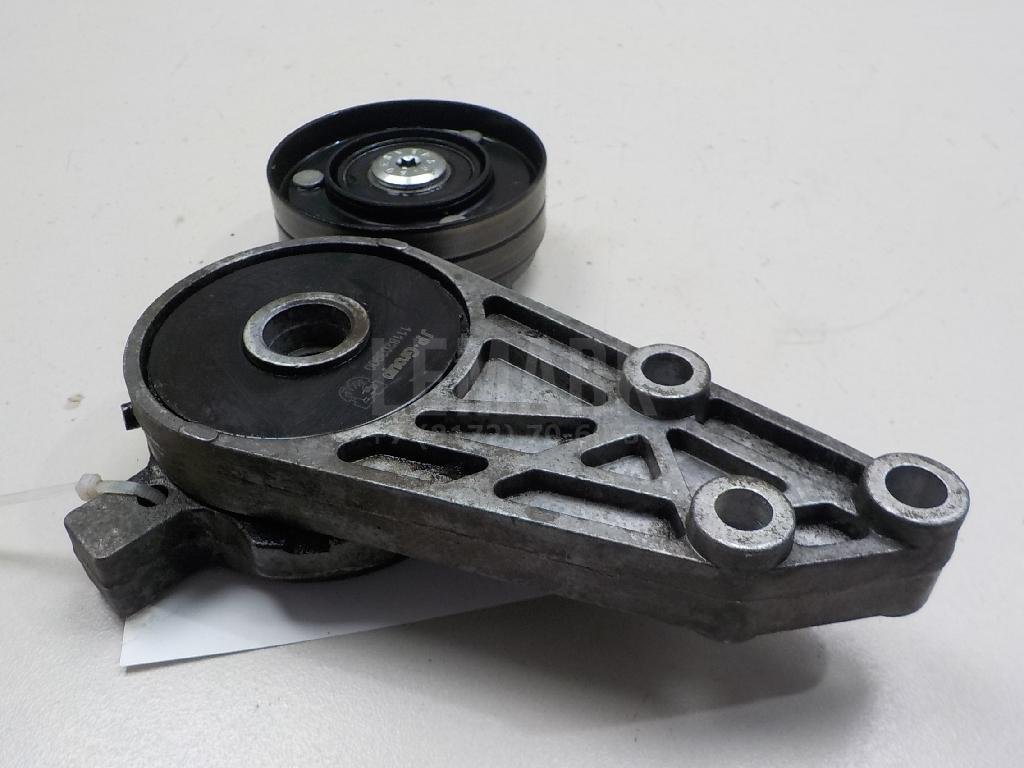 Натяжитель ремня