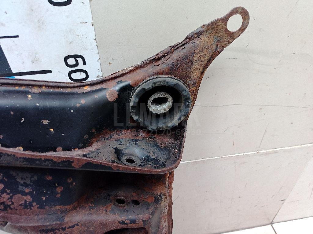 Балка подмоторная