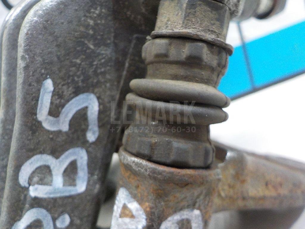 Скоба суппорта заднего