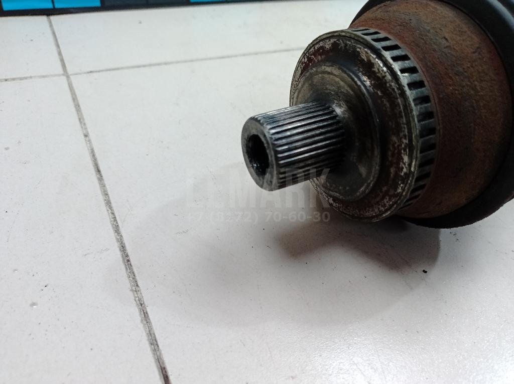 Полуось передняя правая