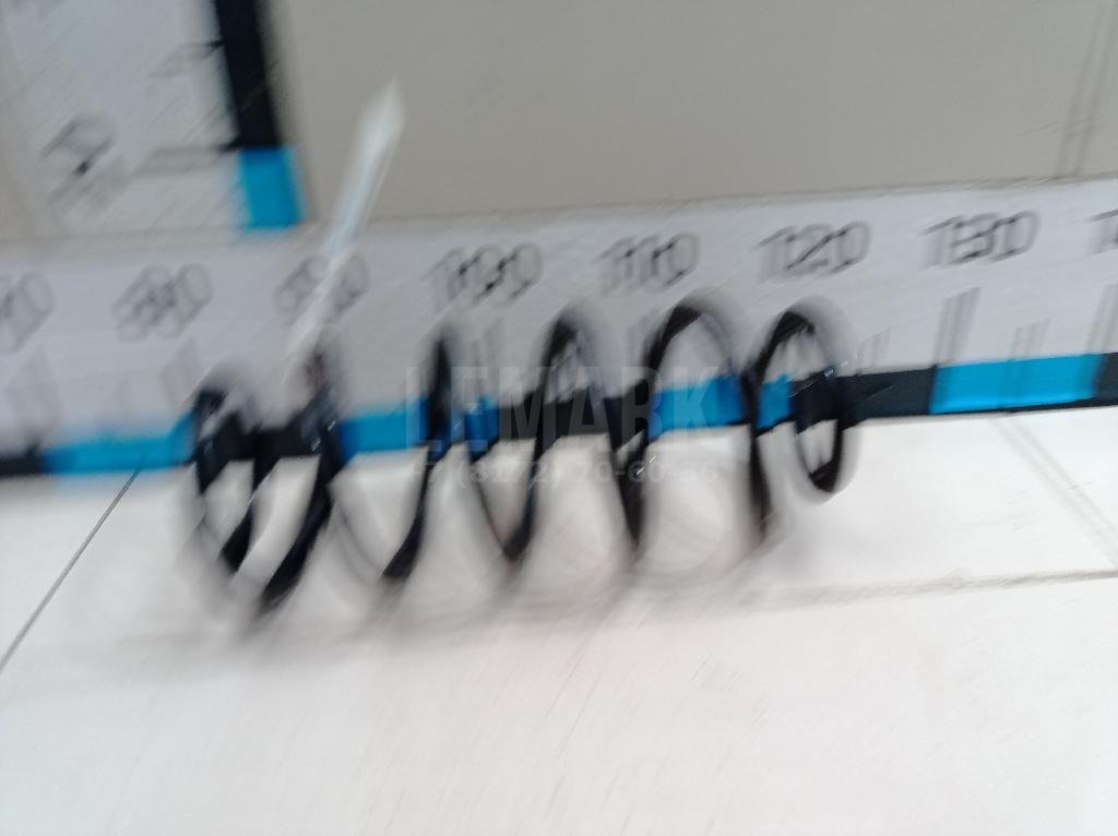 Пружина передняя