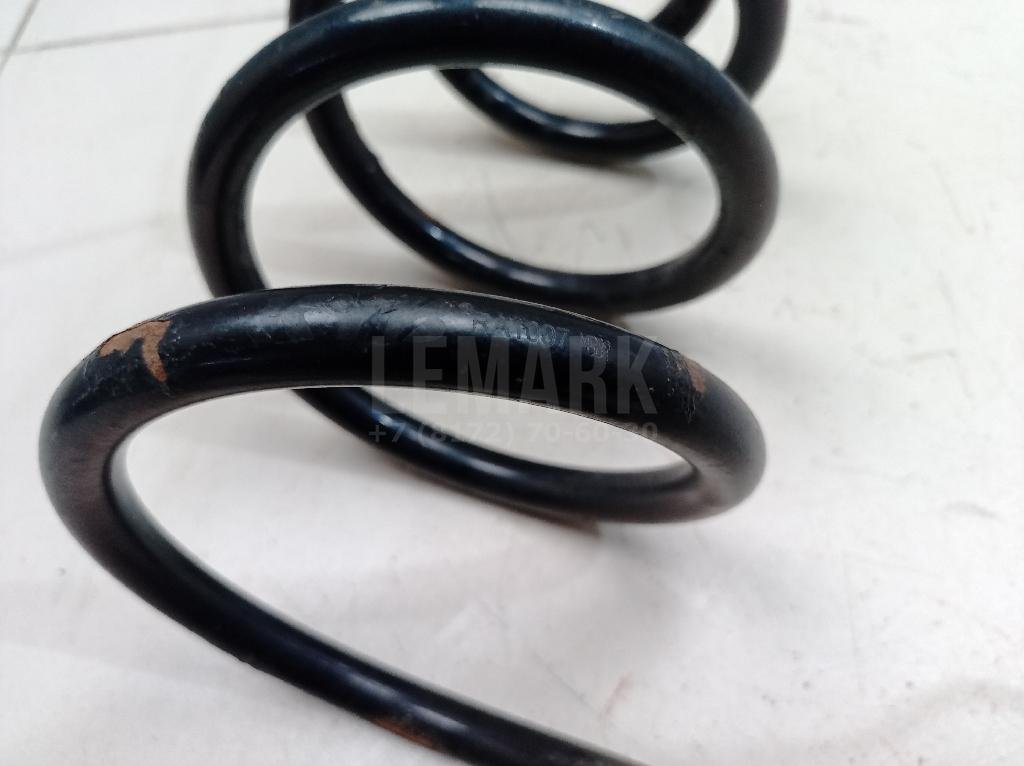 Пружина передняя