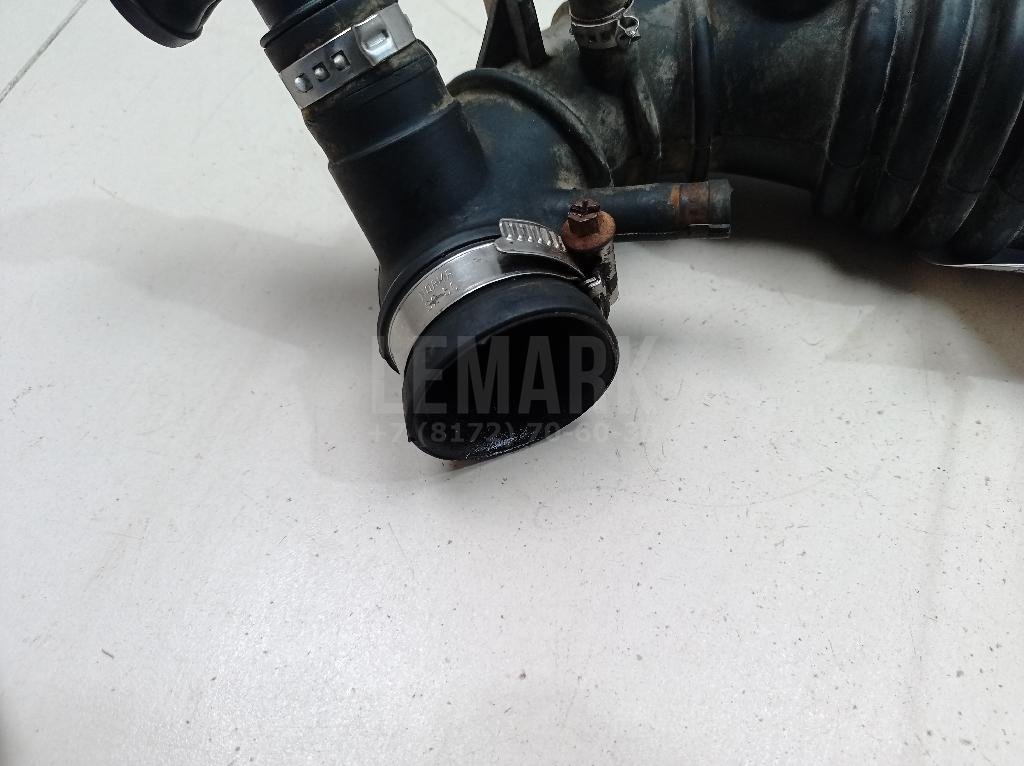 Патрубок воздушного фильтра