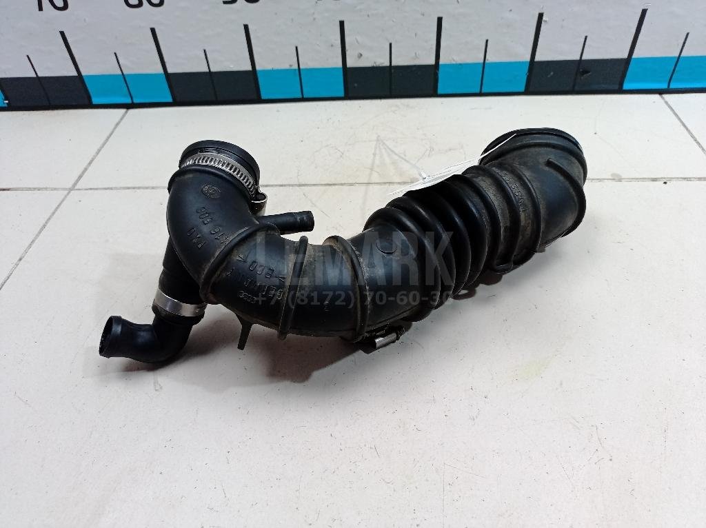 Патрубок воздушного фильтра