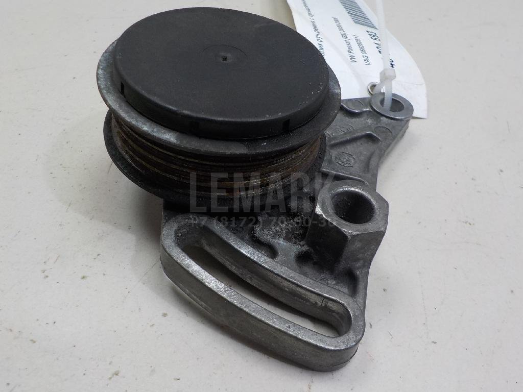 Ролик руч.ремня с кронштейном