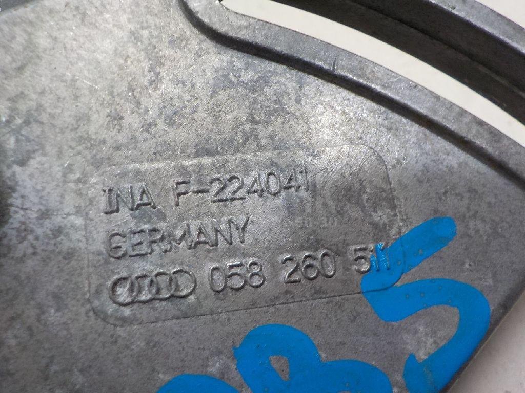 Ролик руч.ремня с кронштейном