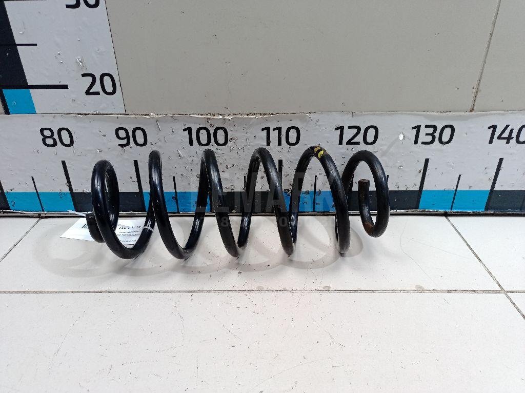 Пружина передняя