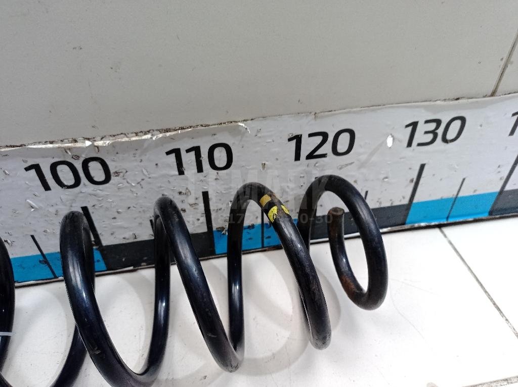 Пружина передняя