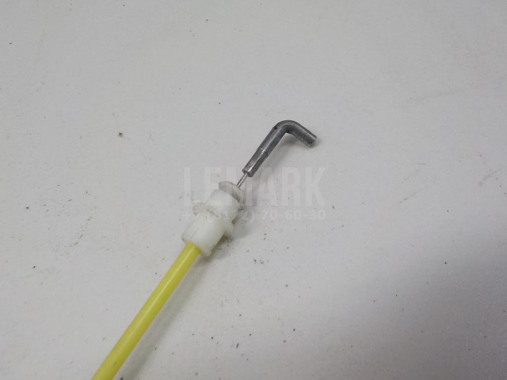 Трос открывания задней двери