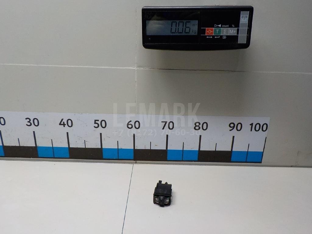 Кнопка обогрева сидений