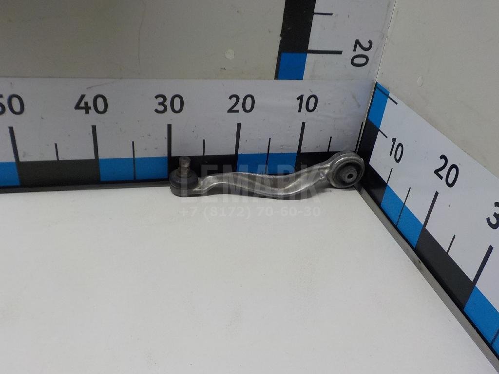 Рычаг передний верхний правый задний