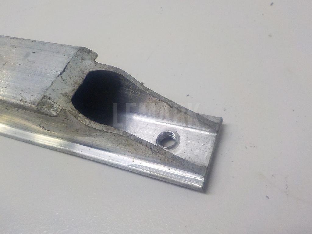 Усилитель двери для  Audi A4 [B8] Allroad 2009-2015