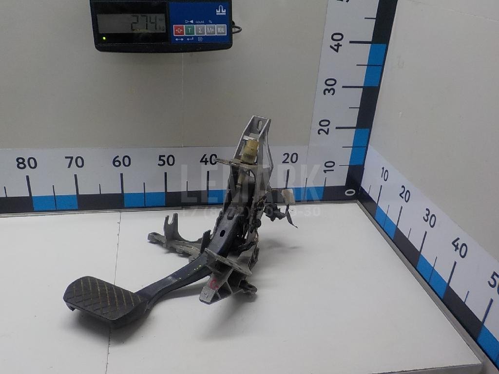 Блок педалей