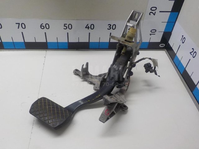 Блок педалей