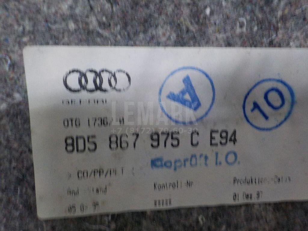 Обшивка крышки багажника