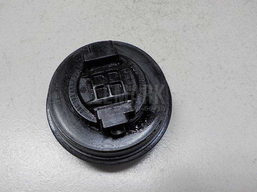 Крышка маслозаливной горловины