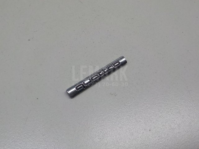 Эмблема на крышку багажника